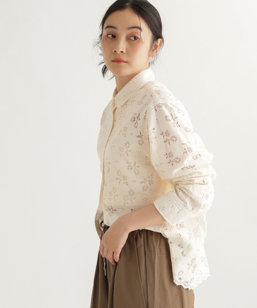 studio CLIP（スタディオクリップ）の「【daily CLIP】中花レースシャツ（シャツ/ブラウス・レディース・ブラック/オフホワイト・FREE）」の3枚目の写真