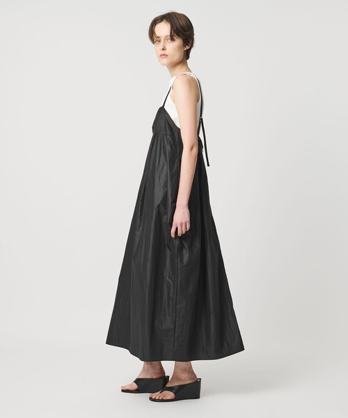 AEWEN MATOPH（イウエン マトフ）の「＜AEWEN MATOPH＞コクーンキャミワンピース ‐ ウォッシャブル ‐（ワンピース・レディース・ベージュ/ブラック・36/38）」の6枚目の写真