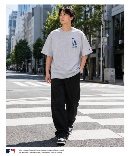 MLB（メジャーリーグベースボール）の「MLBツイルワッペンTシャツ（Tシャツ/カットソー・メンズ・アッシュ/ネイビー/ホワイト/ブラック・L/XL/M）」の19枚目の写真