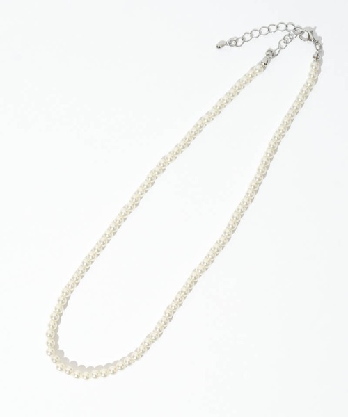 flower（フラワー）の「クラシックパールネックレス（ネックレス・レディース・ホワイト・FREE）」の3枚目の写真