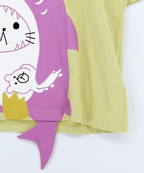 ScoLar Parity（スカラーパリティ）の「361120：しっぽ飛び出しサメニャン柄Tシャツ（Tシャツ/カットソー・レディース・イエロー/ブラック/オフホワイト・S/M）」の18枚目の写真