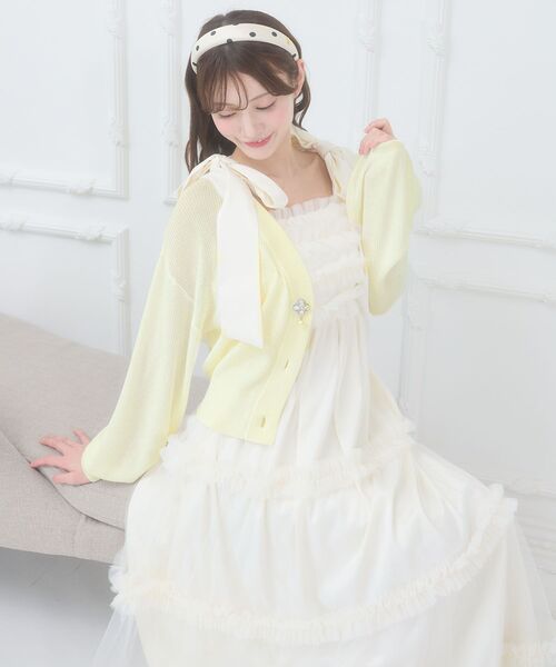 MAJESTIC LEGON(マジェスティックレゴン)の「ビジューボタンUVカットカーデ(カーディガン/ボレロ・レディース・アイボリー/ブラック/ブルー/ピンク/イエロー・MEDIUM)」の6枚目の写真