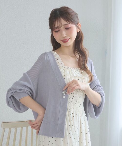 MAJESTIC LEGON(マジェスティックレゴン)の「ビジューボタンUVカットカーデ(カーディガン/ボレロ・レディース・アイボリー/ブラック/ブルー/ピンク/イエロー・MEDIUM)」の16枚目の写真
