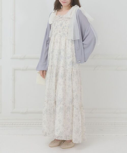 MAJESTIC LEGON(マジェスティックレゴン)の「ビジューボタンUVカットカーデ(カーディガン/ボレロ・レディース・アイボリー/ブラック/ブルー/ピンク/イエロー・MEDIUM)」の18枚目の写真