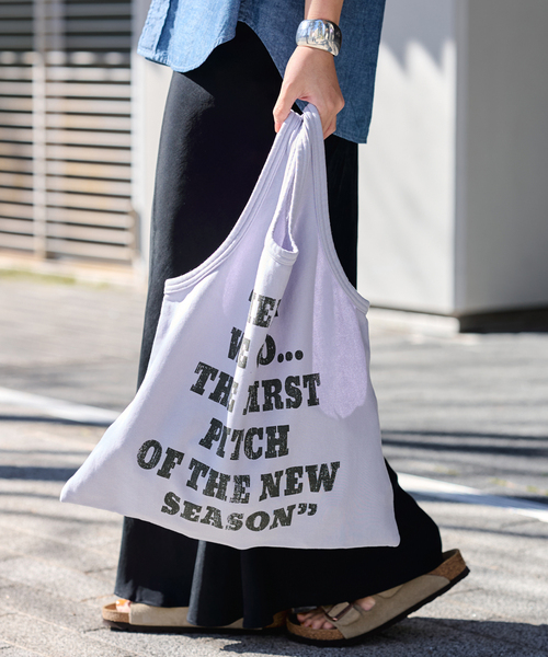 FRAMeWORK(フレームワーク)の「St johnd 3rd club 別注PEANUTS SWEAT バッグ(トートバッグ・レディース・イエロー/ベージュ/サックスブルー・FREE)」の2枚目の写真