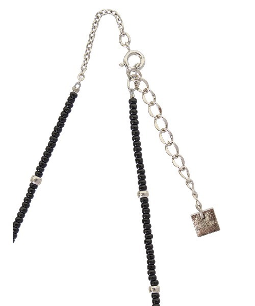 Ameri(アメリ)の「HEART CHARM SHORT NECKLACE(ネックレス・レディース・レッド/ブラック・FREE)」の5枚目の写真