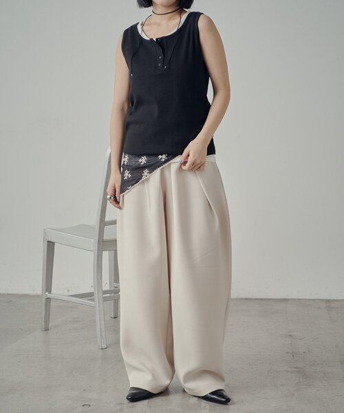 goocy(グーシー)の「【2セットアイテム】ヘンリータンク+ベーシックタンク(キャミソール・レディース・ネイビー/ブラック/グレー/レッド・FREE)」の5枚目の写真