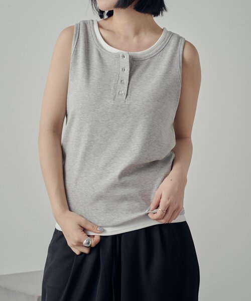 goocy(グーシー)の「【2セットアイテム】ヘンリータンク+ベーシックタンク(キャミソール・レディース・ネイビー/ブラック/グレー/レッド・FREE)」の11枚目の写真
