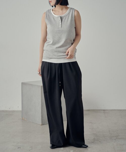 goocy(グーシー)の「【2セットアイテム】ヘンリータンク+ベーシックタンク(キャミソール・レディース・ネイビー/ブラック/グレー/レッド・FREE)」の12枚目の写真
