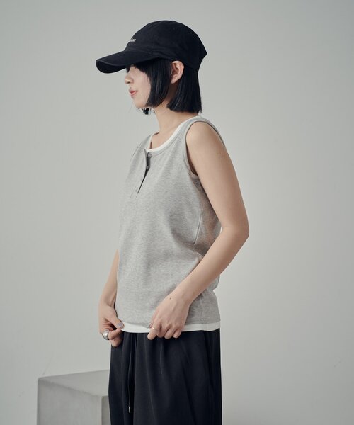goocy(グーシー)の「【2セットアイテム】ヘンリータンク+ベーシックタンク(キャミソール・レディース・ネイビー/ブラック/グレー/レッド・FREE)」の13枚目の写真