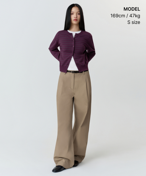 MUSINSA STANDARD WOMAN（ムシンサスタンダードウーマン）の「ウィメンズストライプラウンドネックカーディガン[プラム]（カーディガン/ボレロ・レディース・その他・X-SMALL/SMALL/MEDIUM/LARGE）」の2枚目の写真