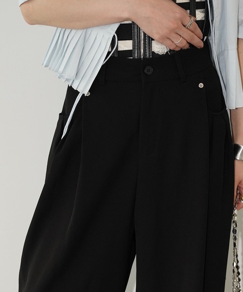 chuclla(チュクラ)の「タックデザインワイドパンツ chw26s217(その他パンツ・レディース・ブラック・L/M/S)」の9枚目の写真