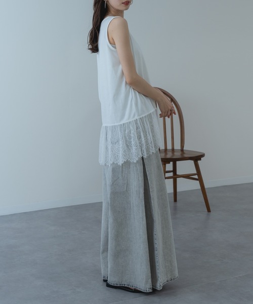 ANNA LUNA(アンナルナ)の「【ANNA LUNA】インナー に仕込みたい 裾レース タンクトップ 袖なし(Tシャツ/カットソー・レディース・ブラック/オフホワイト・MEDIUM)」の15枚目の写真