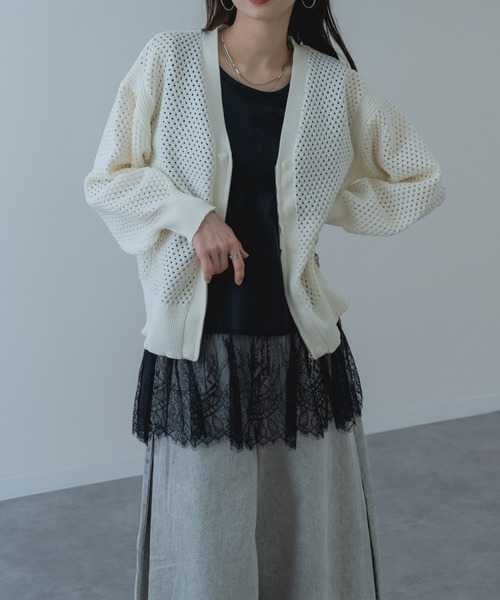 ANNA LUNA(アンナルナ)の「【ANNA LUNA】インナー に仕込みたい 裾レース タンクトップ 袖なし(Tシャツ/カットソー・レディース・ブラック/オフホワイト・MEDIUM)」の12枚目の写真