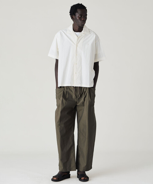 GYMPHLEX（ジムフレックス）の「Gymphlex | コットンタイプライター 半袖オープンカラーシャツ MEN（シャツ/ブラウス・メンズ・チャコール/レッド/アイボリー・XL/M/L）」の17枚目の写真