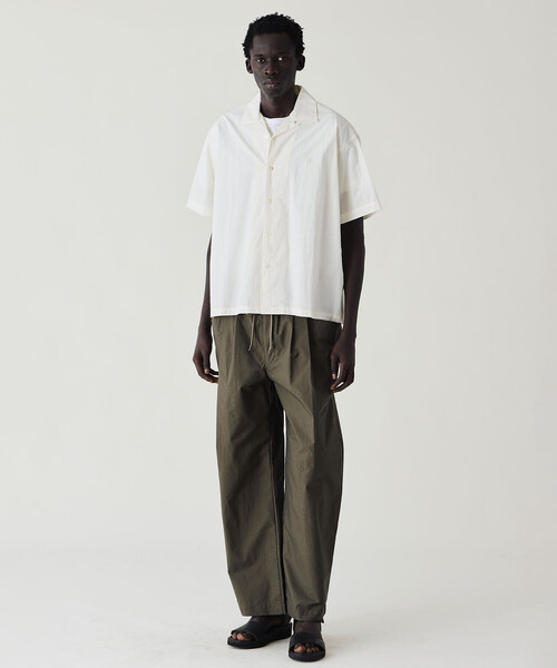 GYMPHLEX（ジムフレックス）の「Gymphlex | コットンタイプライター 半袖オープンカラーシャツ MEN（シャツ/ブラウス・メンズ・チャコール/レッド/アイボリー・XL/M/L）」の18枚目の写真