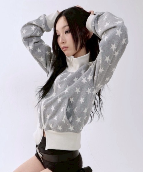 runningHIGH(ランニングハイ)の「【runningHIGH】STAR JACQUARD ZIP UP JACKET / 【ランニングハイ】スタージャガードジップアップジャケット(ジャージ・レディース・ブラック/グレー・ONE SIZE)」の20枚目の写真