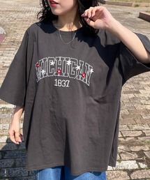 カレッジロゴフラワー刺繍ビッグTシャツ