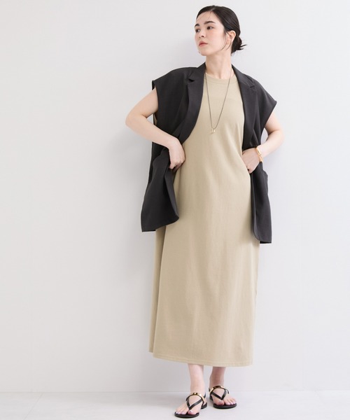 le cercle ADAM ET ROPE'(ルセルクルアダムエロペ)の「ノースリーブカットワンピース(ワンピース・レディース・ベージュ/ブラック/カーキ・FREE)」の1枚目の写真