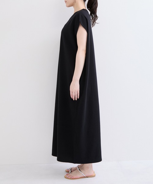le cercle ADAM ET ROPE'(ルセルクルアダムエロペ)の「ノースリーブカットワンピース(ワンピース・レディース・ベージュ/ブラック/カーキ・FREE)」の12枚目の写真