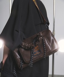 MAISON SPECIAL（メゾンスペシャル）の「《UNISEX》【THEATRE PRODUCTS】Collaboration Multiway Vegan Leather Baguette Bag/シアタープロダクツコラボレーションマルチウェイヴィーガンレザーバゲットバッグ【MAISON SPECIAL/メゾンスペシャル】（ショルダーバッグ）」
