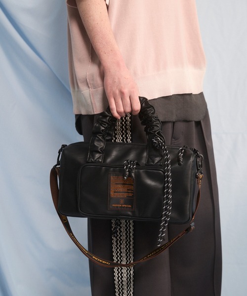 MAISON SPECIAL(メゾンスペシャル)の「《UNISEX》【THEATRE PRODUCTS】Collaboration Multiway Vegan Leather Baguette Bag/シアタープロダクツコラボレーションマルチウェイヴィーガンレザーバゲットバッグ【MAISON SPECIAL/メゾンスペシャル】(ショルダーバッグ・メンズ・ブラウン/ブラック・FREE)」の15枚目の写真