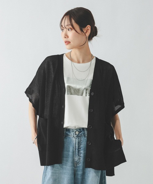 GLOBAL WORK(グローバルワーク)の「サラサラDRYVネックカーディガン半袖/655857(カーディガン/ボレロ・レディース・ブラック/ベージュ系/ブルー系/ブラウン系・MEDIUM/LARGE)」の7枚目の写真