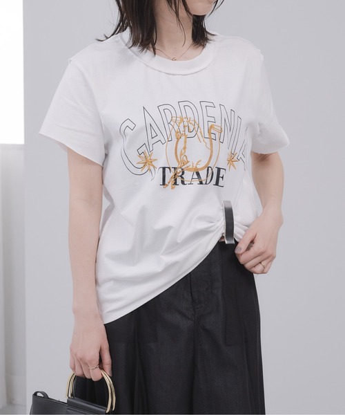 Pqran(クラン)の「ホース刺繍カレッジプリントTシャツ(Tシャツ/カットソー・レディース・ブルー/オフホワイト・FREE)」の1枚目の写真