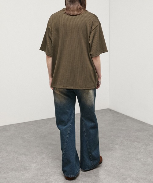 Alfred Alex（アルフレッドアレックス）の「【Alfred Alex】Refined Rib Regular Fit Tee / テレコリブ レギュラーフィットTシャツ（Tシャツ/カットソー・メンズ・チャコール/ホワイト系/オフホワイト/カーキブラウン/ブラック/ブラック系・L/M）」の7枚目の写真