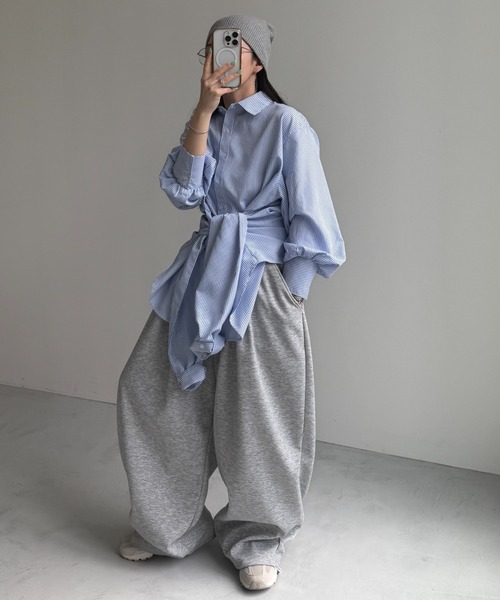 wee9s(ウィークス)の「KOSHIMAKI stripe shirt / コシマキストライプシャツ(シャツ/ブラウス・レディース・ブルー・FREE)」の2枚目の写真