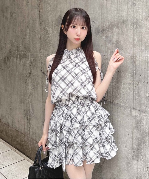 INGNI(イング)の「サッシュリボンアメスリミニワンピース(ワンピース・レディース・ホワイト系その他7/ブラック系/ホワイト系その他3・M)」の4枚目の写真
