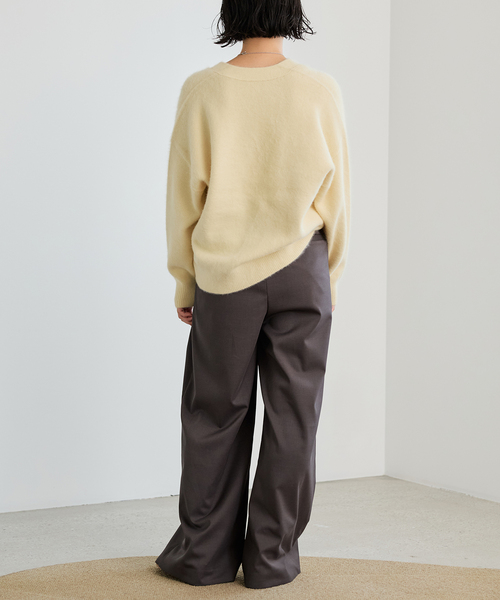 IENA LA BOUCLE（イエナラブークル）の「IENA LA BOUCLE フォックス カシミヤ Vカーディガン（カーディガン/ボレロ・レディース・バーガンディー/イエロー/グレー/ホワイト/ブラック・FREE）」の9枚目の写真