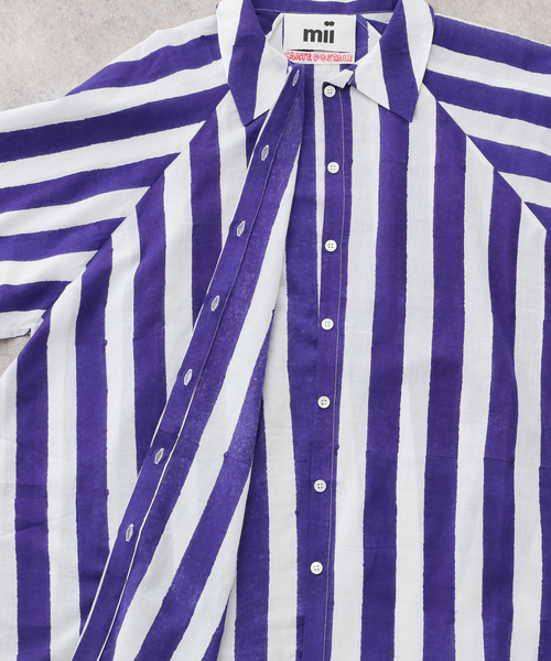 mii（ミー）の「【Mii / ミイ】 BLOCK PRINTED MULTICOLOR STRIPE SHIR（シャツ/ブラウス・レディース・ネイビー・FREE）」の4枚目の写真