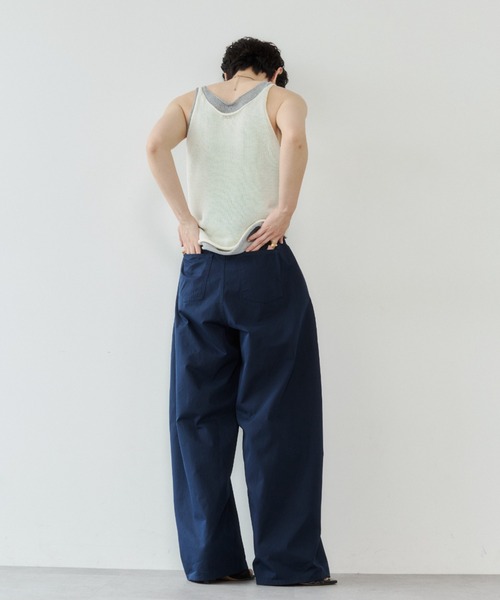 VION(ヴィオン)の「カーブシルエットチノパンツ / Curve Silhouette Chino pants(デニムパンツ・レディース・ネイビー/ベージュ・S/M/ST/MT)」の5枚目の写真