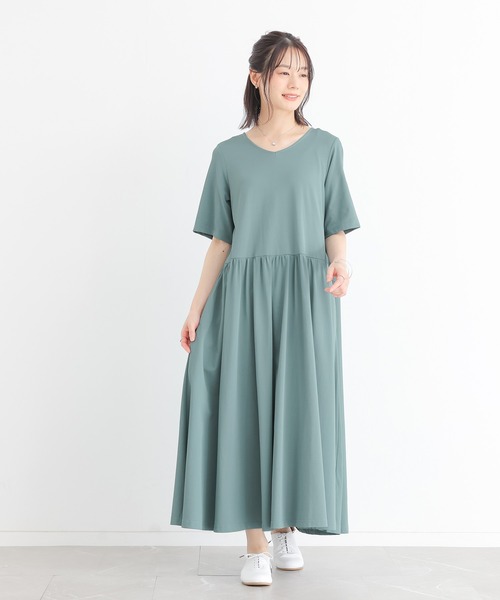 n'OrLABEL（ノアールレーベル）の「【汗じみ防止・吸水速乾・UVカット・遮熱効果】多機能バックデザインワンピース（ワンピース・レディース・グリーン/チャコール/ネイビー・1/2）」の9枚目の写真