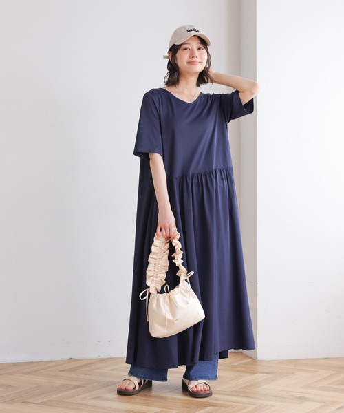 n'OrLABEL（ノアールレーベル）の「【汗じみ防止・吸水速乾・UVカット・遮熱効果】多機能バックデザインワンピース（ワンピース・レディース・グリーン/チャコール/ネイビー・1/2）」の15枚目の写真