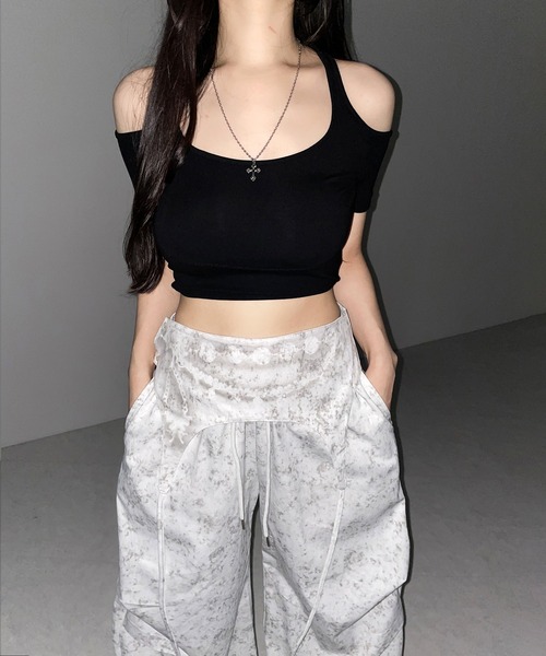 me+em select(ミームセレクト)の「【 2color 】ガーターレイヤードヴィンテージタックワイドパンツ / garter layered vintage tack wide pants(その他パンツ・レディース・ホワイト/ブラック・FREE)」の4枚目の写真