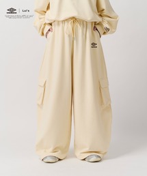 UMBRO（アンブロ）の「【UMBRO for Lui's】BALLOON CURVE CARGO SWEAT PANTS   バルーンカーブカーゴスウェットパンツ（スウェットパンツ）」