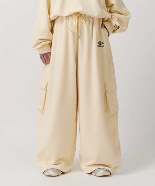 UMBRO(アンブロ)の「【UMBRO for Lui's】BALLOON CURVE CARGO SWEAT PANTS / バルーンカーブカーゴスウェットパンツ(スウェットパンツ・メンズ・ブラック/アイボリー・S/M)」の15枚目の写真