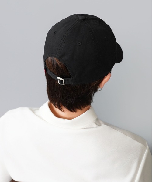 SPINNS（スピンズ）の「コットンキャップ/モノグラム風イニシャル刺繍ロゴ（キャップ・メンズ・ブラック/ホワイト・ONESIZE）」の9枚目の写真