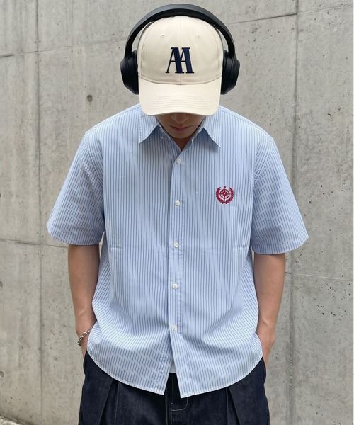 SPINNS（スピンズ）の「コットンキャップ/モノグラム風イニシャル刺繍ロゴ（キャップ・メンズ・ブラック/ホワイト・ONESIZE）」の3枚目の写真