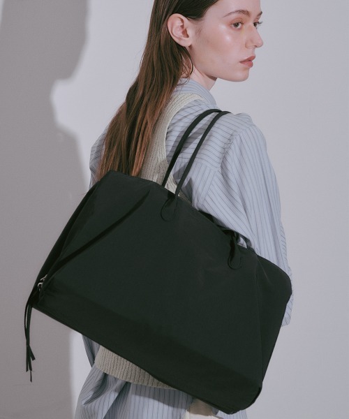 ANCHAPT(アンチャプト)の「マルチユース Wファスナー トートバッグ / A4サイズ対応 / 3層仕切り(トートバッグ・レディース・ブラック・FREE)」の2枚目の写真