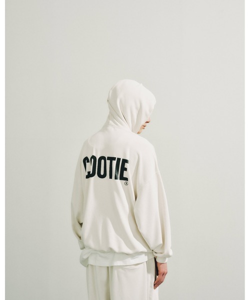 COOTIE PRODUCTIONS（クーティープロダクションズ）の「Dry Tech Oversized Sweat Crew（スウェット・メンズ・ブラック・SMALL/MEDIUM/LARGE）」の6枚目の写真