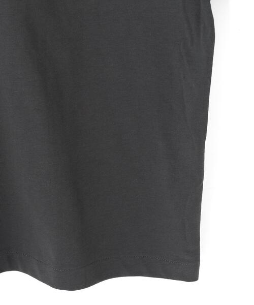 FOG ESSENTIALS(エフオージーエッセンシャルズ)の「Fear of God ESSENTIALS/FOG エッセンシャルズ/MERCH LONG SLEEVE TEE(Tシャツ/カットソー・メンズ・チャコールグレー/グレー・M/L/XL/S)」の7枚目の写真