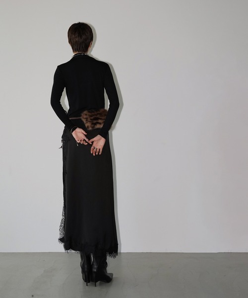 chuclla(チュクラ)の「2wayバックシャーリングハイネックトップス chw26a049(Tシャツ/カットソー・レディース・ブラック/ブラウン・FREE)」の11枚目の写真