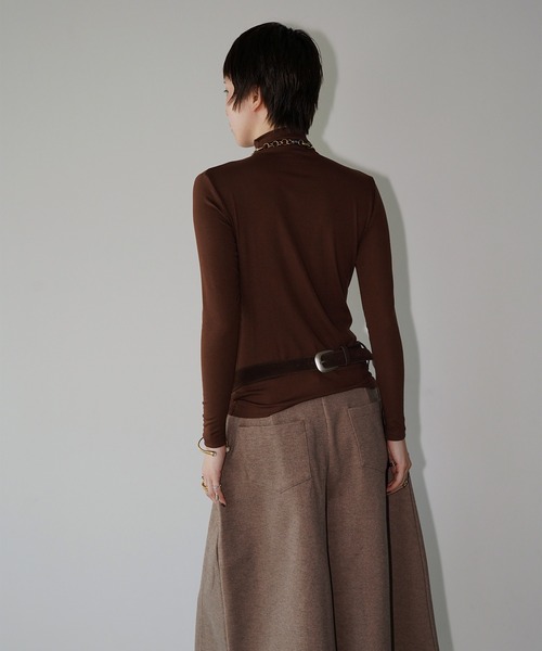 chuclla(チュクラ)の「2wayバックシャーリングハイネックトップス chw26a049(Tシャツ/カットソー・レディース・ブラック/ブラウン・FREE)」の22枚目の写真