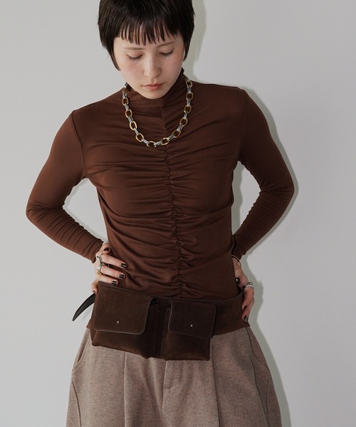 chuclla(チュクラ)の「2wayバックシャーリングハイネックトップス chw26a049(Tシャツ/カットソー・レディース・ブラック/ブラウン・FREE)」の18枚目の写真