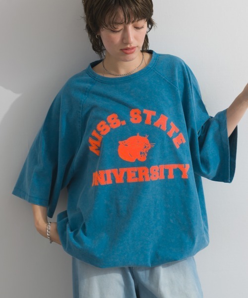 enhaut(アンオート)の「ピグメント加工天竺 パンサー フロッキー プリント ラグラン 裾ドロスト Tシャツ 半袖(Tシャツ/カットソー・レディース・チャコールグレー/ブルー/レッド/グリーン/ブラウン・FREE)」の7枚目の写真