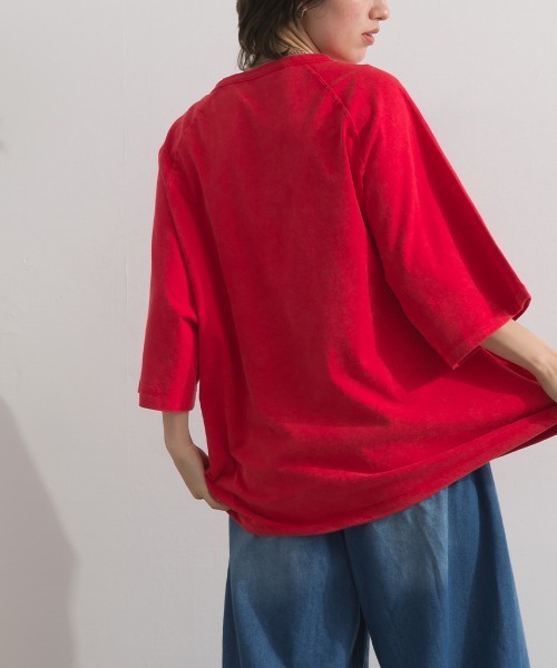 enhaut(アンオート)の「ピグメント加工天竺 パンサー フロッキー プリント ラグラン 裾ドロスト Tシャツ 半袖(Tシャツ/カットソー・レディース・チャコールグレー/ブルー/レッド/グリーン/ブラウン・FREE)」の14枚目の写真
