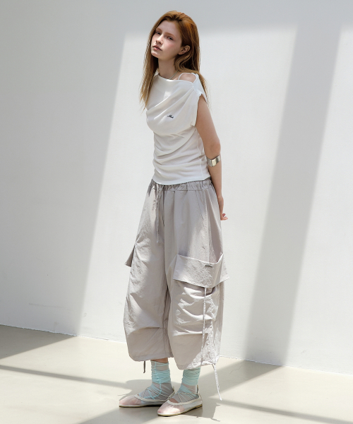 NICK&NICOLE(ニックアンドニコール)の「BERMUDA UTILITY CARGO PANTS_GRAY(スウェットパンツ・レディース・その他・FREE)」の3枚目の写真
